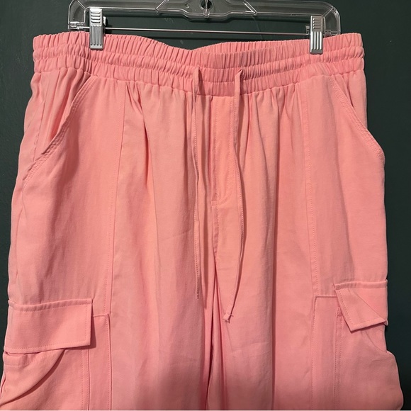 INC Cargo Joggers - Picture 8 of 8